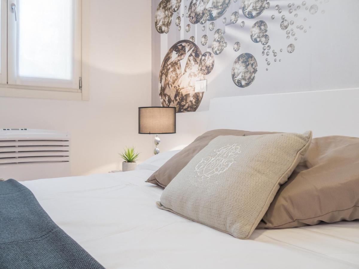 San Polo Design Apartments By Wonderful Italy Венеция Экстерьер фото