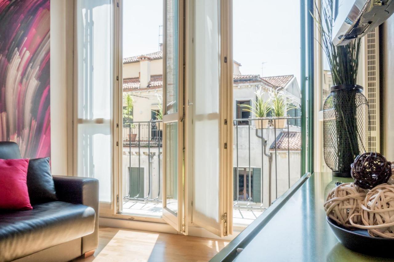 San Polo Design Apartments By Wonderful Italy Венеция Экстерьер фото